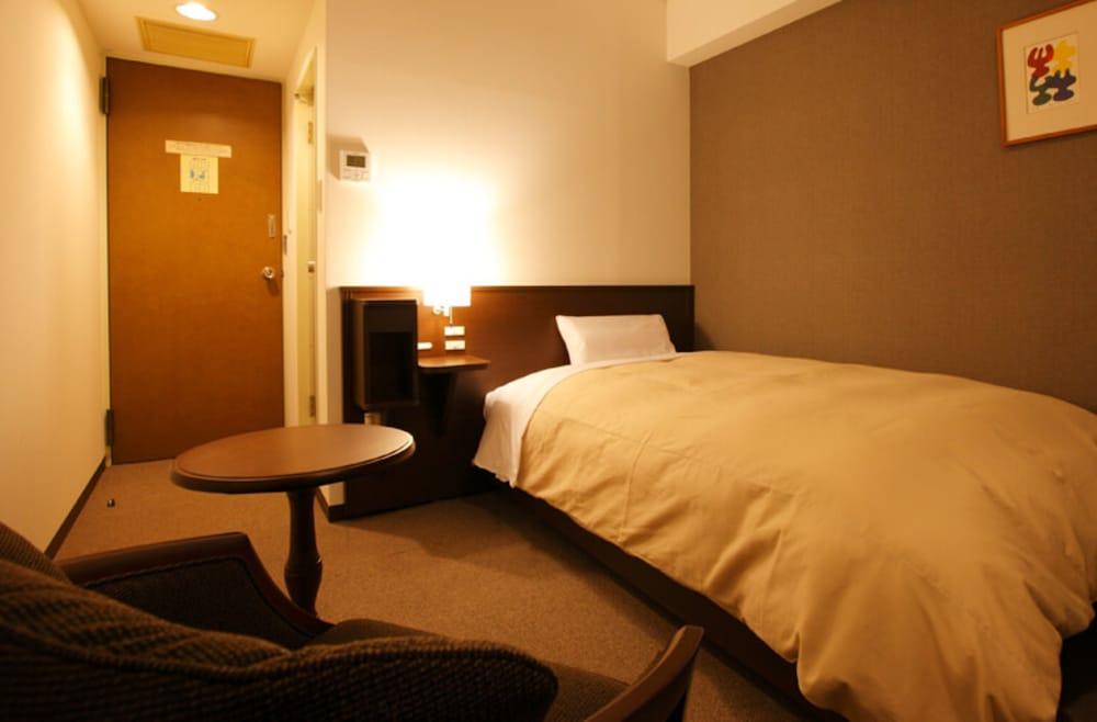Hotel Park Side Hiroshima Peace Park Екстер'єр фото