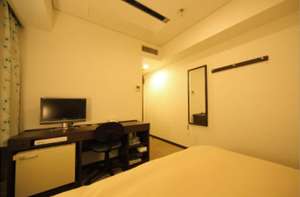 Hotel Park Side Hiroshima Peace Park Екстер'єр фото